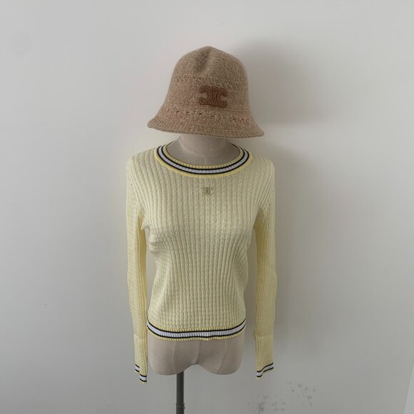 CHANEL Elegant Women's Pullover Sweater - Picture 1 of 8
